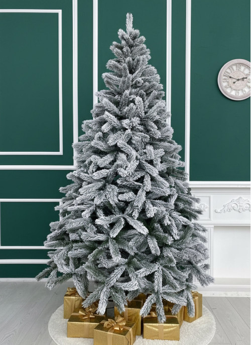 Лита ялинка Засніжена Скандинавія