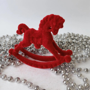 Іграшка на ялинку СИМВОЛ РОКУ Кінь оксамит (червоний, 11см)