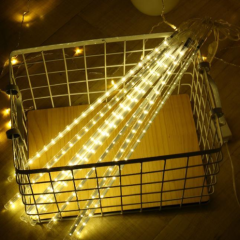 Гірлянда Бурулька Метеоритний дощ 3м х 50см 8 планок LED (тепло-біла) Гірлянда Бурулька Метеоритний дощ 3м х 50см 8 планок LED (тепло-біла)